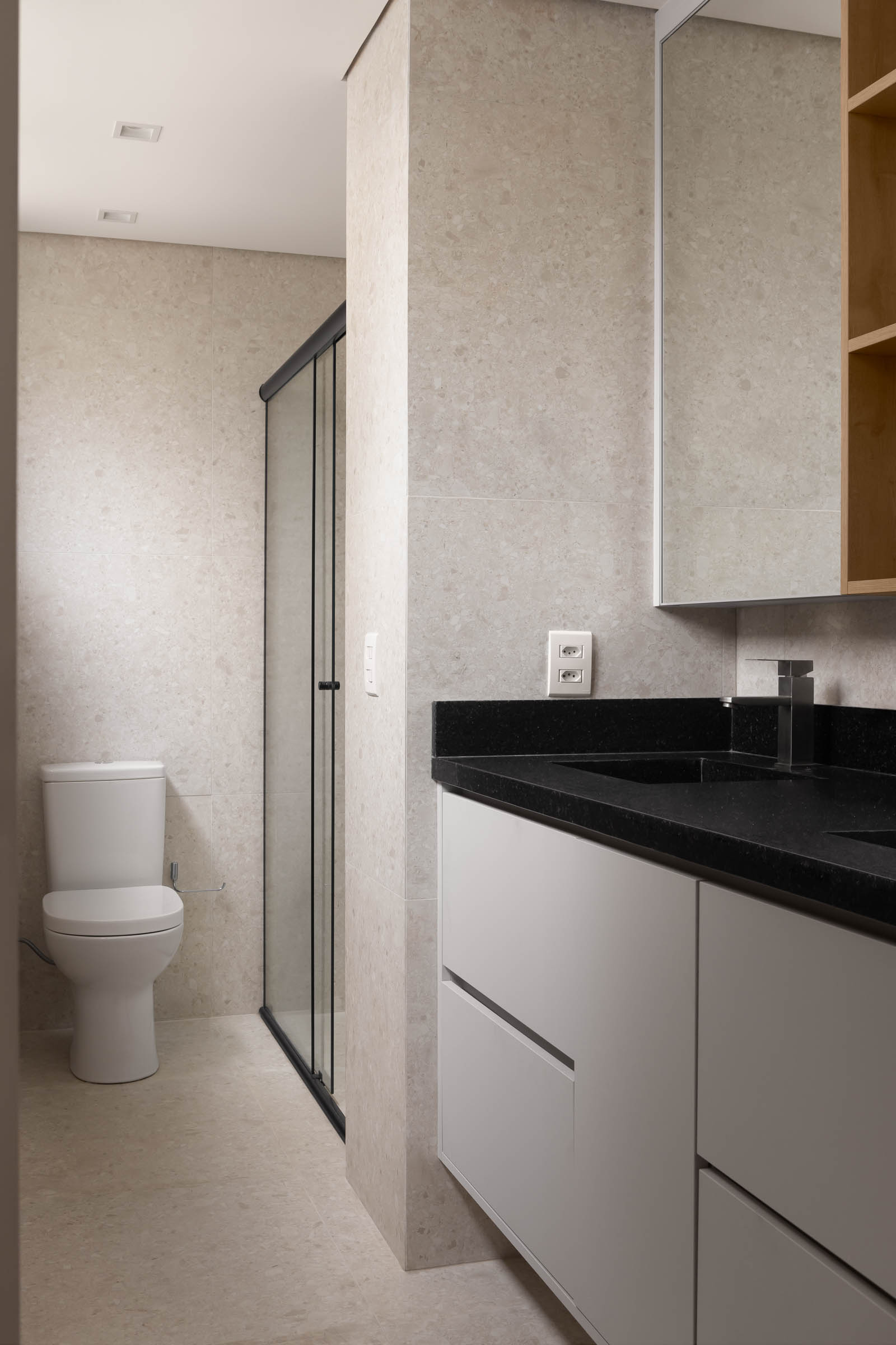 APARTAMENTO ITAJAÍ // HIGIENÓPOLIS, SP